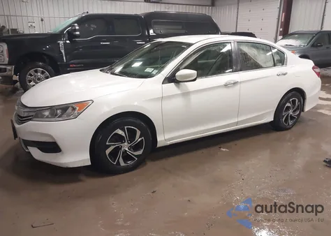 2017 Honda Accord Lx z USA, uszkodzony, nr VIN 1HGCR2F31HA232999